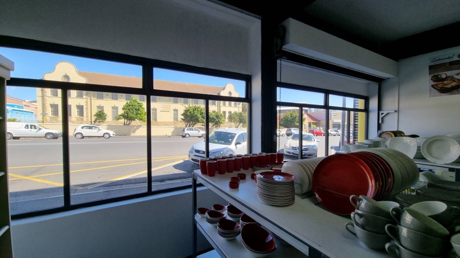 To Let Commercial Property for Rent in Salt River Western Cape